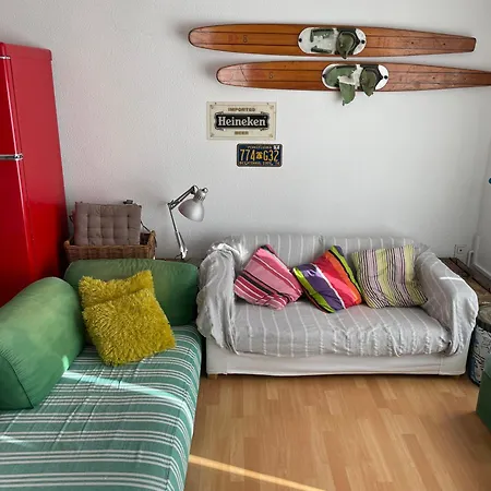 Rits Beachfront 살루